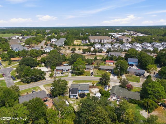 209 Cathay Road, Wilmington, NC 28412