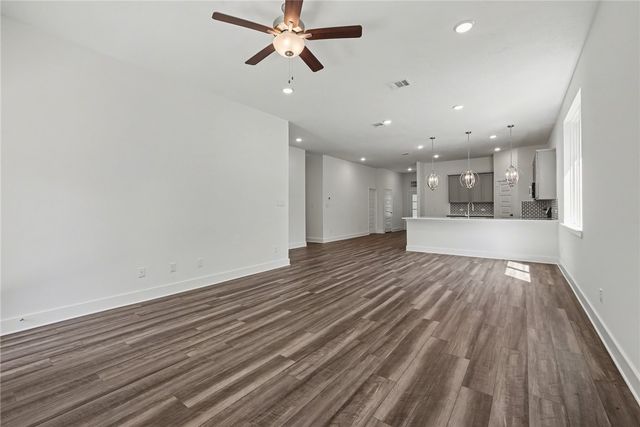 7685 Charles Branch Lane, Anderson, TX 77830