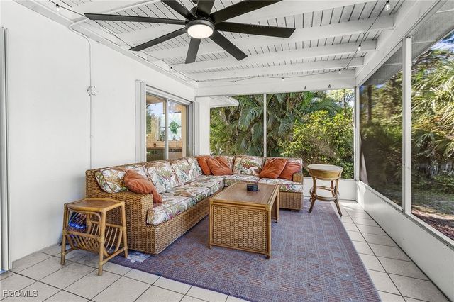 3628 Tropical Point DR, St James City, FL 33956