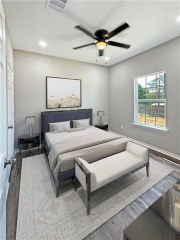 122 East Crestway Street, Hearne, TX 77859