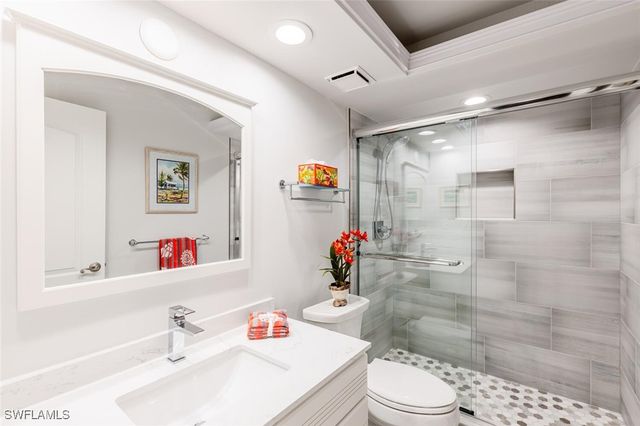 651 Seaview CT B206, Marco Island, FL 34145