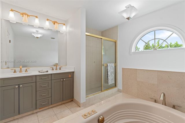 15200 SW 84th Ave, Palmetto Bay, FL 33157