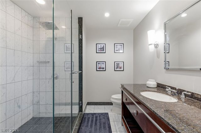 2700 Las Vegas Boulevard 2303, Las Vegas, NV 89109