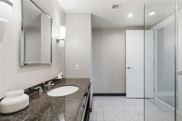 2700 Las Vegas Boulevard 2303, Las Vegas, NV 89109
