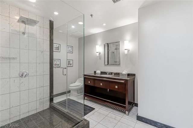 2700 Las Vegas Boulevard 2303, Las Vegas, NV 89109