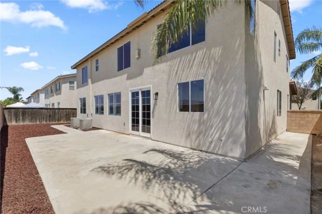 12289 Kern River Drive, Eastvale, CA 91752