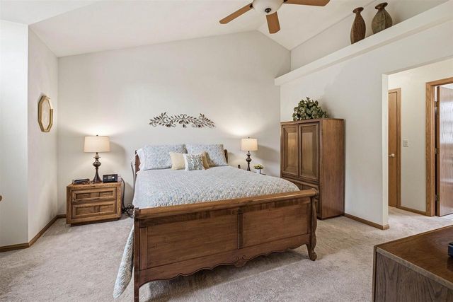 1102 CARRIAGE CIRCLE, Fond Du Lac, WI 54935
