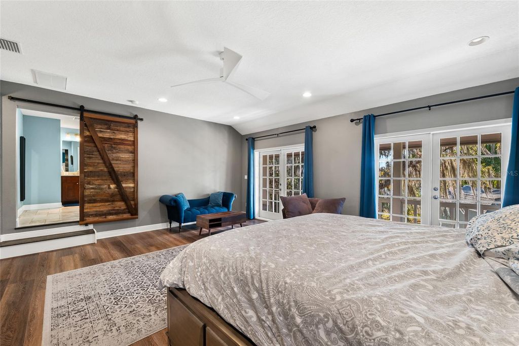 Image 24 of property listing at 602 DRUID WAY, Lutz, FL 33548