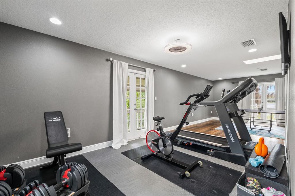 Image 38 of property listing at 602 DRUID WAY, Lutz, FL 33548