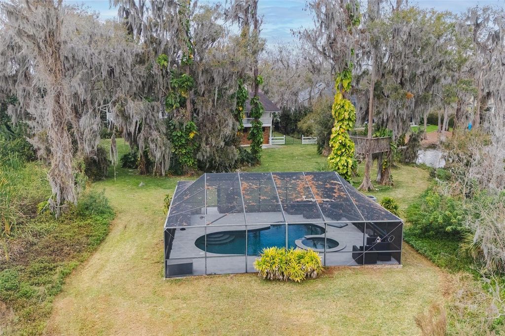 Image 54 of property listing at 602 DRUID WAY, Lutz, FL 33548