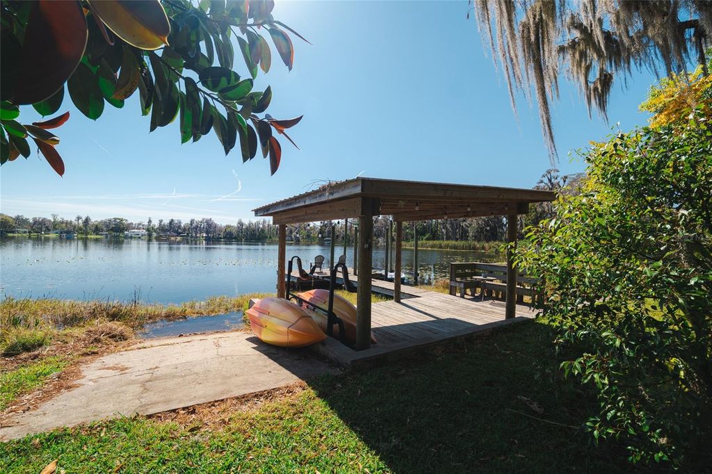 Image 59 of property listing at 602 DRUID WAY, Lutz, FL 33548