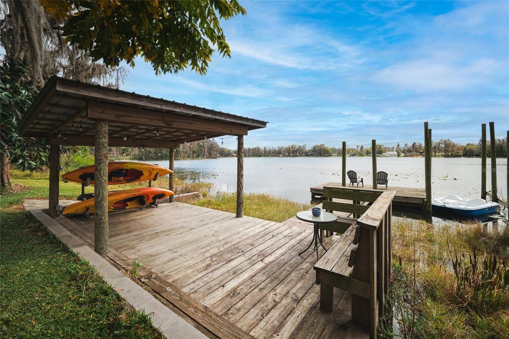 Image 66 of property listing at 602 DRUID WAY, Lutz, FL 33548