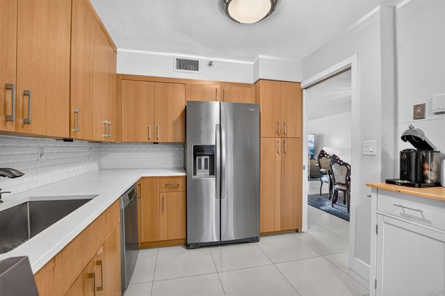 7153 Promenade Drive 101, Boca Raton, FL 33433