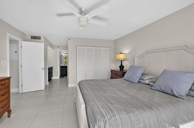 7153 Promenade Drive 101, Boca Raton, FL 33433