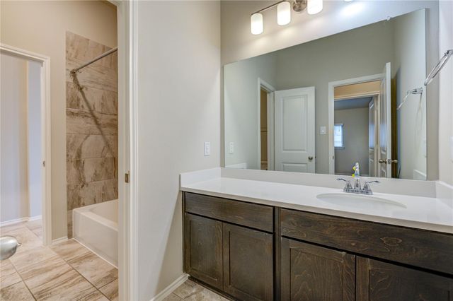 4727 Crest Hill Drive, Manvel, TX 77578