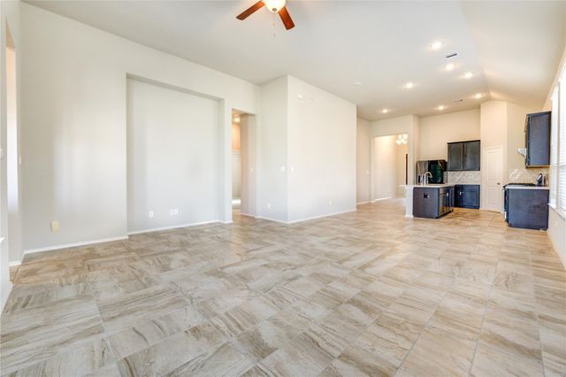 4727 Crest Hill Drive, Manvel, TX 77578