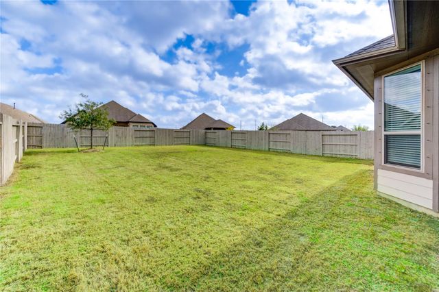 4727 Crest Hill Drive, Manvel, TX 77578