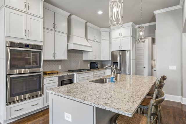 4312 Union Springs Ln, Arrington, TN 37014