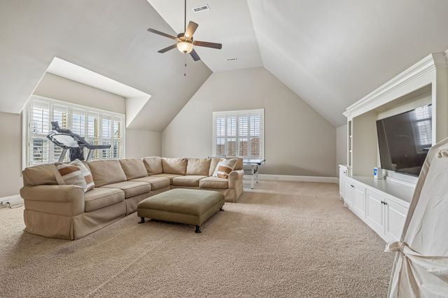 4312 Union Springs Ln, Arrington, TN 37014