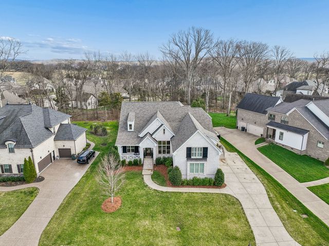 4312 Union Springs Ln, Arrington, TN 37014