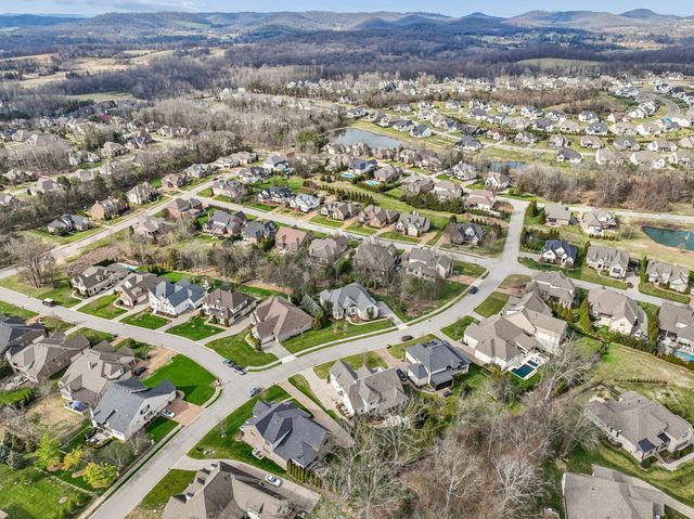 4312 Union Springs Ln, Arrington, TN 37014