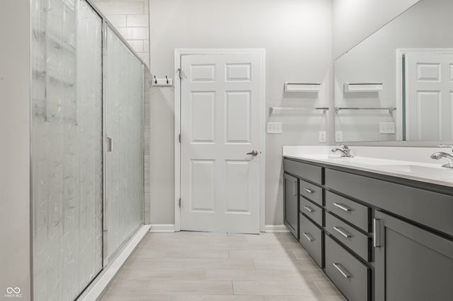 2560 Lanai Lane, Greenwood, IN 46143