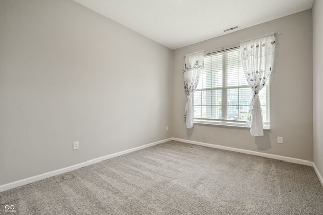 2560 Lanai Lane, Greenwood, IN 46143