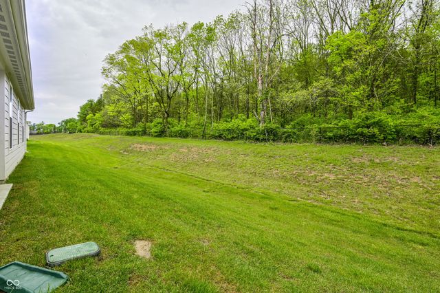 2560 Lanai Lane, Greenwood, IN 46143