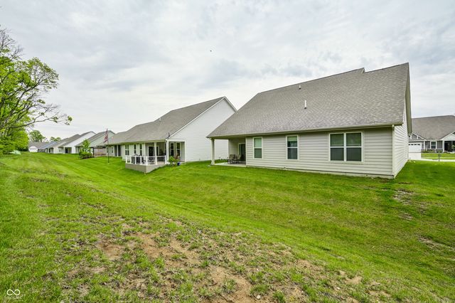 2560 Lanai Lane, Greenwood, IN 46143