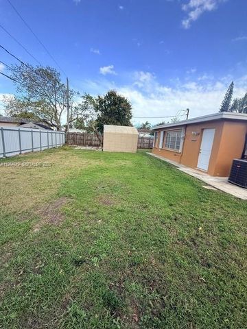14755 SW 302nd St, Homestead, FL 33033
