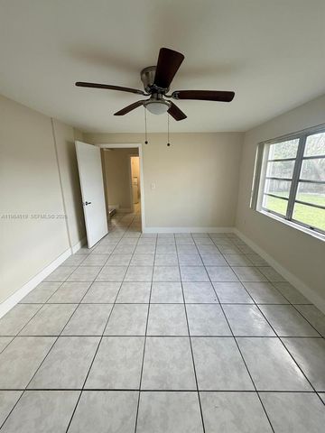 14755 SW 302nd St, Homestead, FL 33033