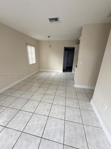 14755 SW 302nd St, Homestead, FL 33033