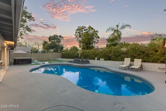 6022 E HILLERY Drive, Scottsdale, AZ 85254