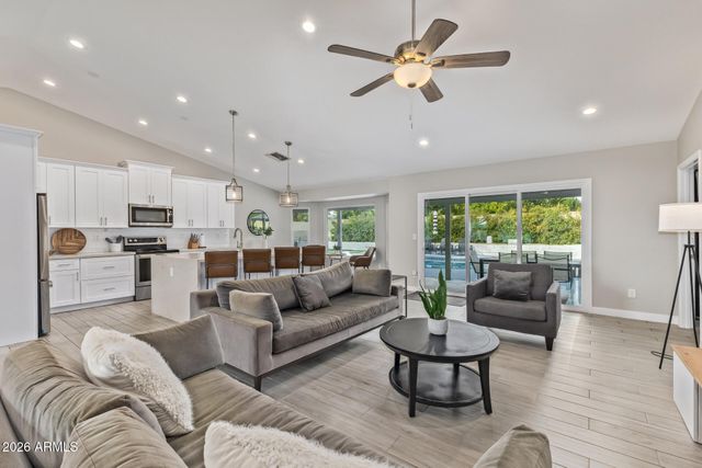 6022 E HILLERY Drive, Scottsdale, AZ 85254