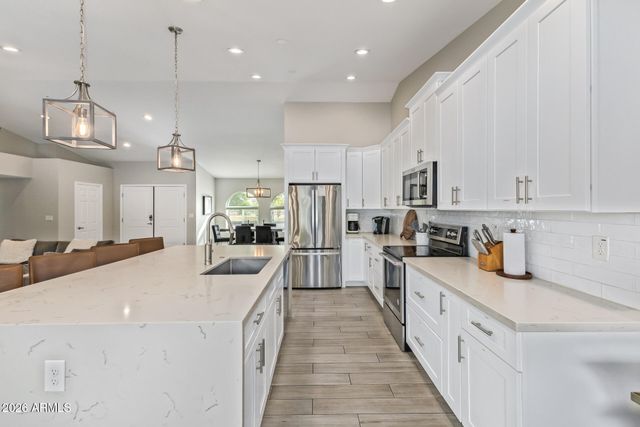 6022 E HILLERY Drive, Scottsdale, AZ 85254