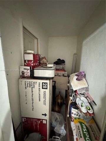 971 E 13th St, Hialeah, FL 33010