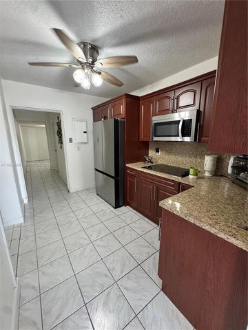 971 E 13th St, Hialeah, FL 33010