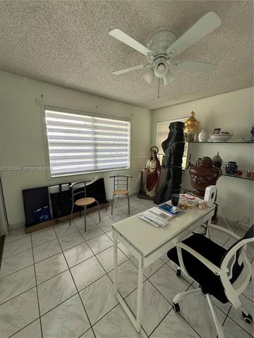 971 E 13th St, Hialeah, FL 33010