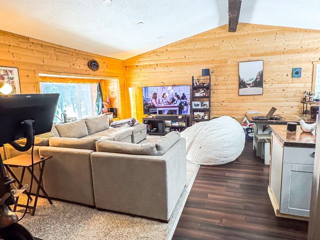 2531 CLYDESDALE DRIVE, North Pole, AK 99705