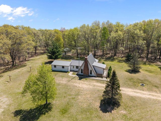 N7164 19th Road, Neshkoro, WI 54960