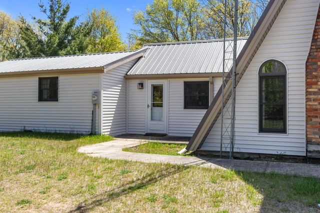 N7164 19th Road, Neshkoro, WI 54960