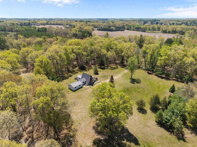 N7164 19th Road, Neshkoro, WI 54960