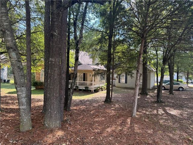 11 Honey Locust Court, Cartersville, GA 30121