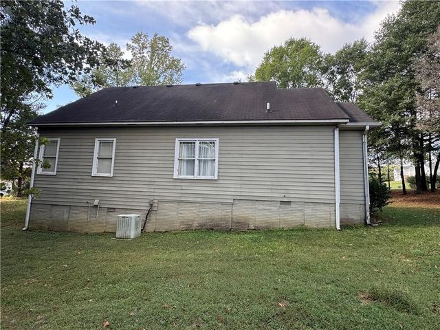 11 Honey Locust Court, Cartersville, GA 30121