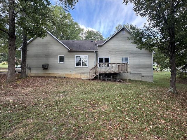 11 Honey Locust Court, Cartersville, GA 30121