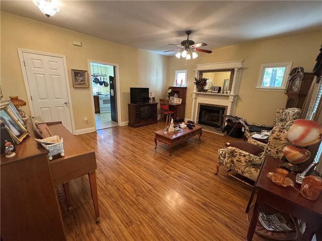 11 Honey Locust Court, Cartersville, GA 30121