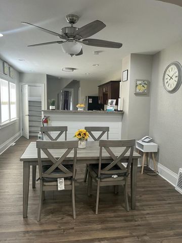 3941 N 12th STREET, Milwaukee, WI 53206