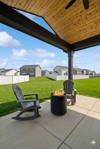 9765 Beacon Pointe Lane, Cedar Lake, IN 46303