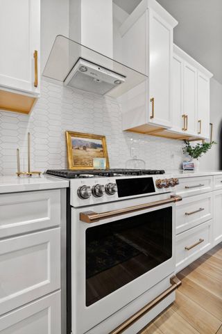 9765 Beacon Pointe Lane, Cedar Lake, IN 46303