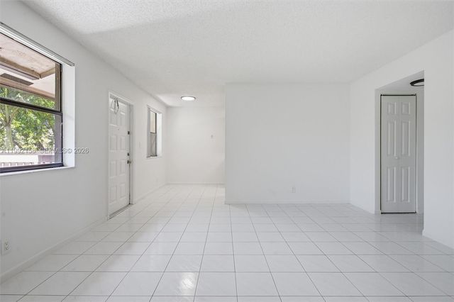 9994 Nob Hill Ct 9994, Sunrise, FL 33351